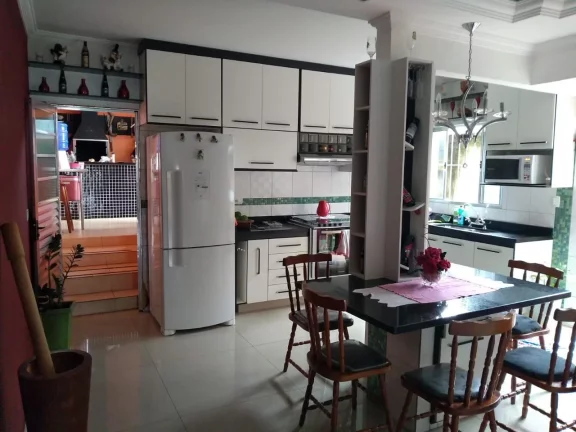 Imagem Sobrado com 4 dormitórios à venda, 126 m² por R$ 340.000,00 - Jardim Santa Marina - Jacareí/SP