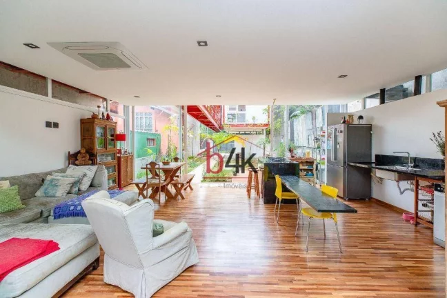 Imagem Casa com 4 dormitórios à venda no Brooklin
