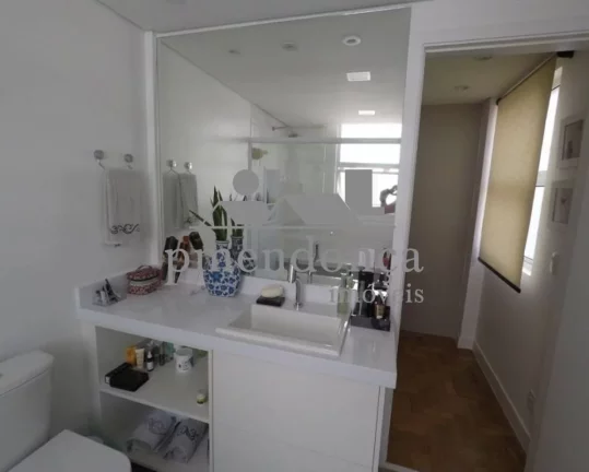 Imagem Apartamento à venda em Higienópolis com 2 quartos e 2 vagas próximo Paulista e metrô