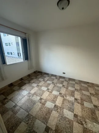 Imagem Apartamento à venda na Guilhermina, Praia Grande-SP: 1 quarto, 1 sala, 1 banheiro, 1 vaga de garagem, 36m² de área. Venha conferir!