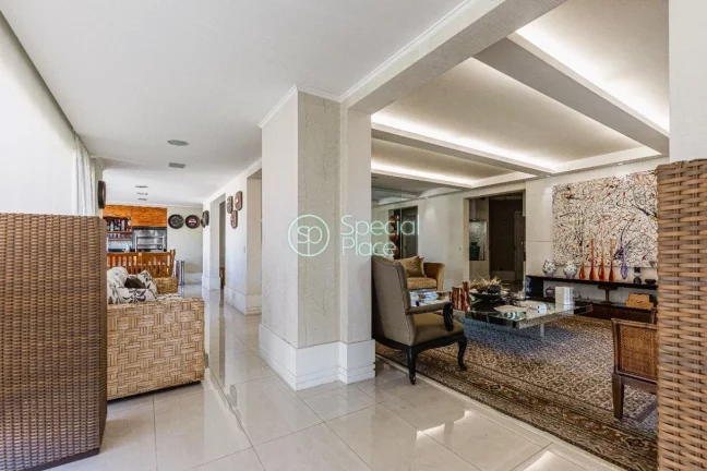 Imagem Excelente apartamento com 400m² no Morumbi, living super espaçoso integrado ao home theater e à s...