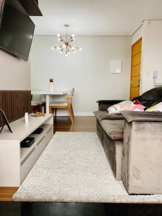 Imagem Apartamento com 2 dormitórios à venda, 52 m² por R$ 460.000 - Vila Humaitá - Santo André/SP