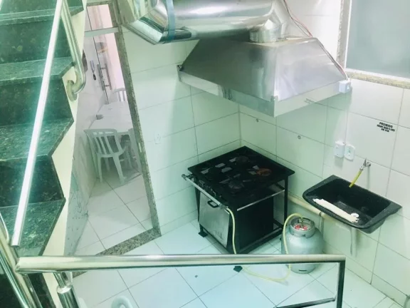 Imagem LINDA CASA A VENDA COM 2 QUARTOS 4 BANHEIROS COM PISCINA NA PRAIA DO MORRO GUARAPARI ES