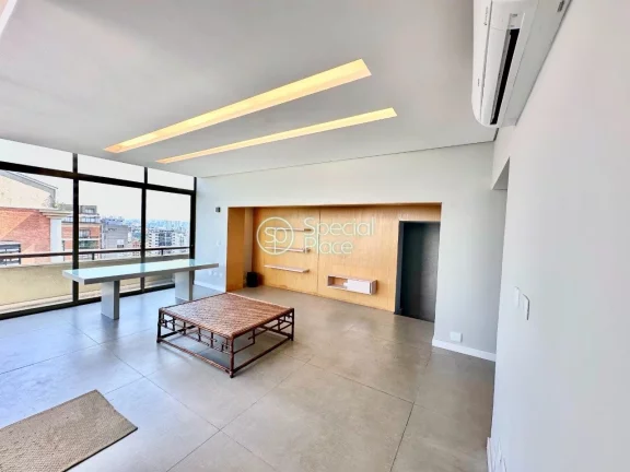 Imagem Cobertura duplex com 223m², reformada no Jardim Guedala, com incrível vista de tirar o fôlego e 0...