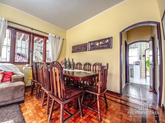 Imagem Casa à venda, 193 m² por R$ 850.000,00 - Várzea - Teresópolis/RJ