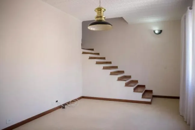 Imagem Sobrado para Venda em São Caetano do Sul / SP no bairro Nova Gerty