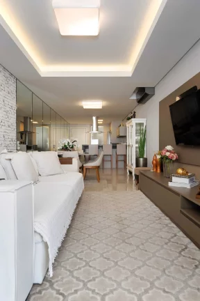 Imagem Apartamento mobiliado com 3 dormitórios sendo 1 suíte e 2 vagas de garagem na Brava em Itajaí