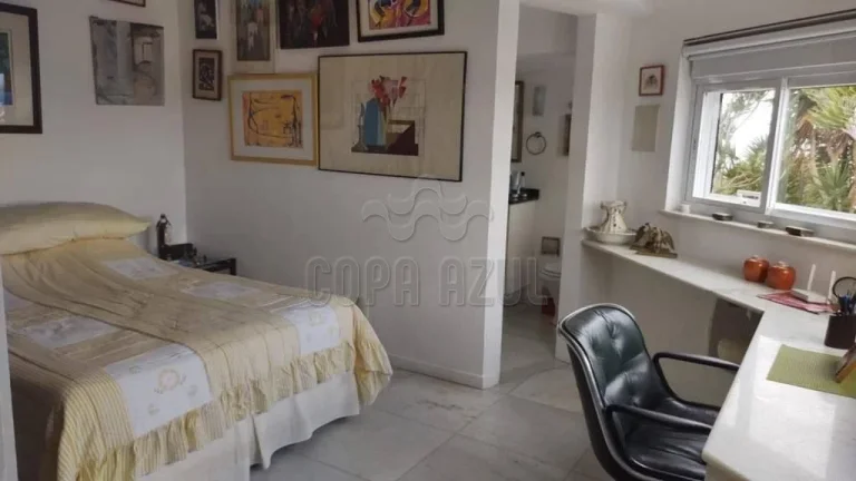 Imagem Residencial › Casa de Condomínio com 3 quarto(s) a Venda