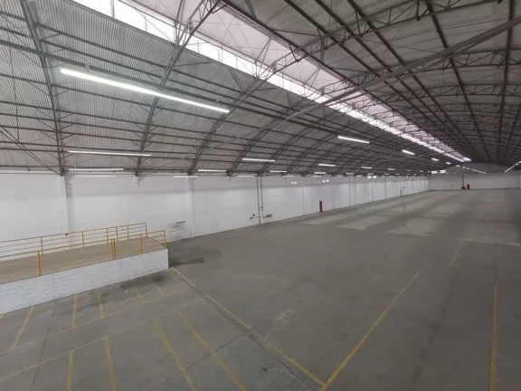Imagem Galpão para alugar, 4000 m² por R$ 78.500,00/mês - Vila Sol Nascente - Suzano/SP