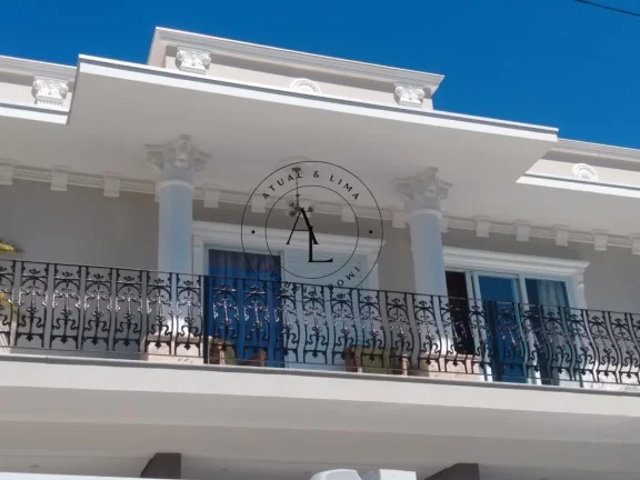 Imagem Exclusiva Casa de Luxo em Bolsão de Segurança com Piscina e 6 Suítes - 540m2 de Sofisticação