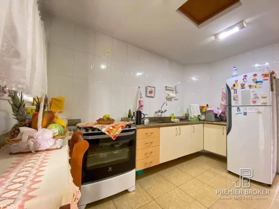 Imagem Casa à venda, 106 m² por R$ 590.000,00 - Tijuca - Teresópolis/RJ