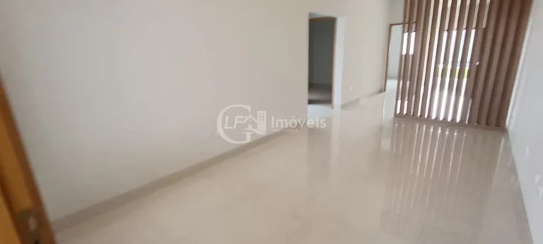 Imagem Imperdível! Casa à venda em Campo Grande-MS, Vila Palmira - 3 quartos, 1 suíte, 1 vaga, 105m²