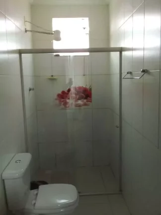 Imagem Casa duplex à venda, 3 quartos, 1 suíte, 2 vagas, Localização Privilegiada - Santa Luzia/MG