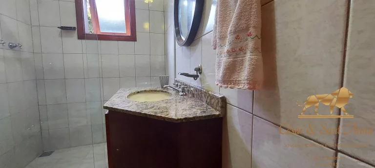 Imagem Casa com 730m², a venda, no Bairro Alto do Capivari em Campos do Jordão-SP