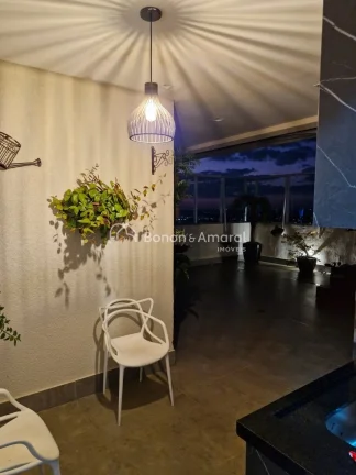Imagem Você está prestes a descobrir uma cobertura espetacular de 220 m² localizada no renomado Condomí...