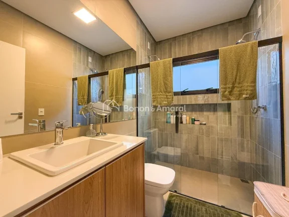 Imagem **Casa Térrea com Piscina no Condomínio Mont'Alcino - Valinhos**

Uma verdadeira obra de sofistica...