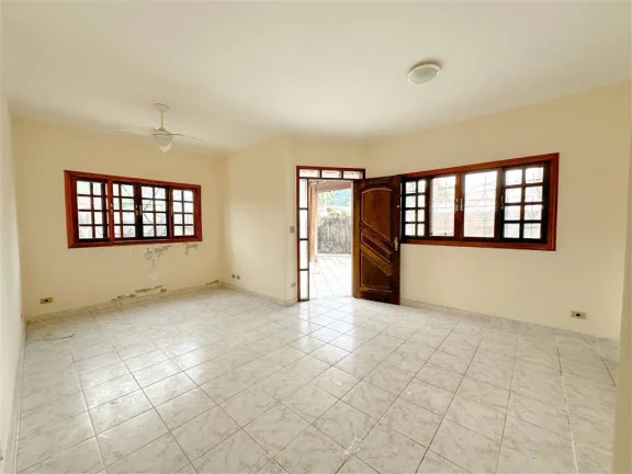 Imagem CASA COM 75 m² - FORTE - PRAIA GRANDE SP