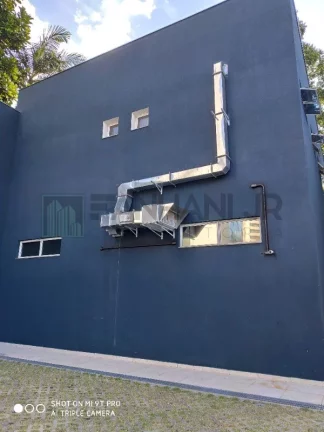 Imagem Descubra o seu novo endereço comercial dos sonhos no coração do Jardim Europa! Esta incrível casa comercial oferece uma ampla área externa perfeita pa