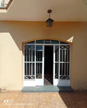 Imagem Alugo casa em condomínio 04 dor