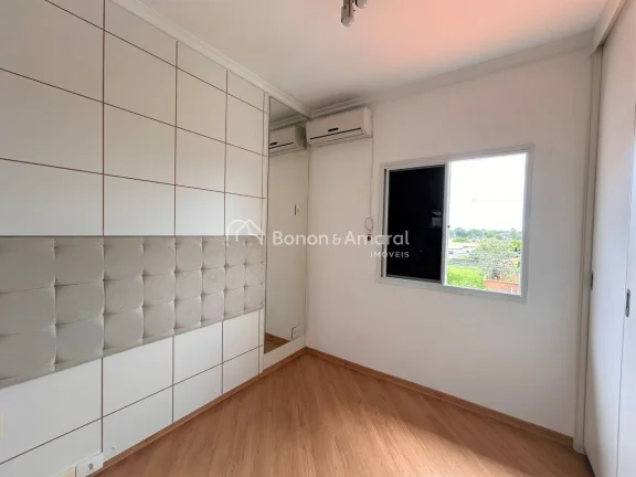 Imagem Casa muito bem distribuída em condomínio fechado, situada em uma das regiões mais valorizadas de ...