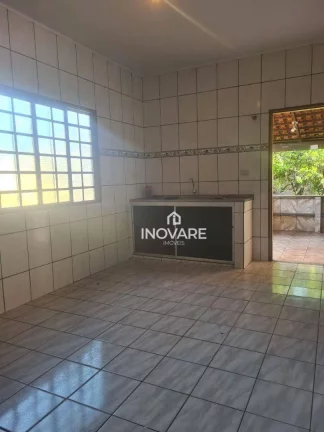 Imagem Casa com 3 dormitórios, 196 m² - venda por R$ 275.000,00 ou aluguel por R$ 1.600,00/mês - Setor Afonso Pena - Itumbiara/GO