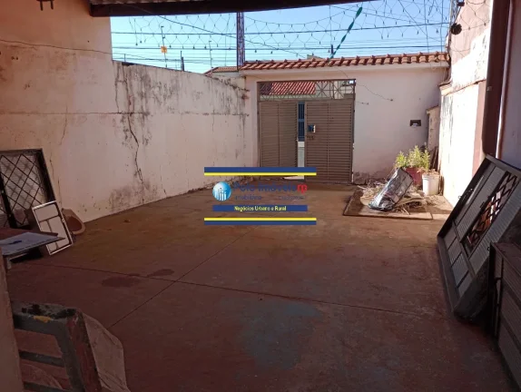Imagem Casa térrea R$ 210.000 no jardim Piratininga, 4 vagas de carro, 2 quartos, em Ribeirão Preto - SP.