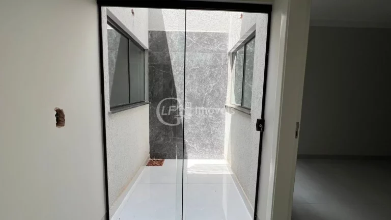 Imagem O SEU LAR DOS SONHOS NO RITA VIEIRA COM PISCINA ESTÁ AQUI .