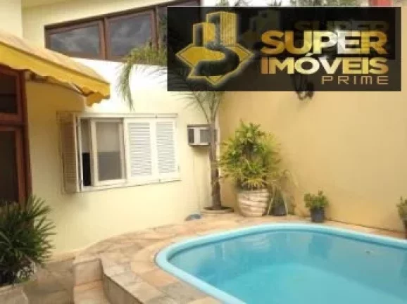 Imagem Casa Alto Padrão para Venda em Três Vendas Pelotas-RS - 2678