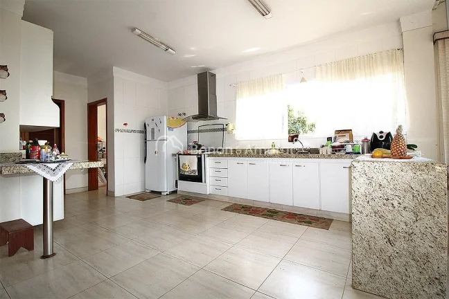 Imagem Casa em Chácara para Venda no Bairro Morumbi em Paulínia/SP.(prox ao centro).

Local privilegiado ...