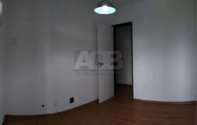 Imagem Apartamento à venda na Barra da Tijuca, 128m2, 4Qtos, 2vgas, na Praia.