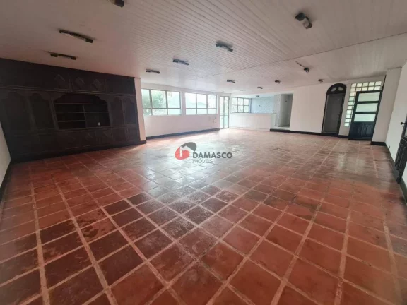 Imagem Sobrado para Locação 3 Quartos, 1 Suite, 4 Vagas, 500M², Cerâmica, São Caetano do Sul - SP