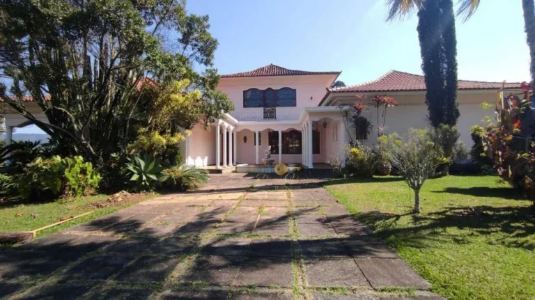 Imagem Casa para Venda em Teresópolis / RJ no bairro Tijuca