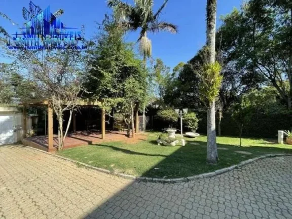 Imagem Linda casa no Miolo Granja. 5 suítes, piscina, gourmet, quadra tênis!