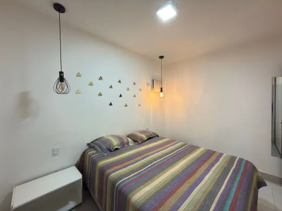 Imagem Apartamento Reformado na Região Central | Em Frente à Praça Belmar Fidalgo