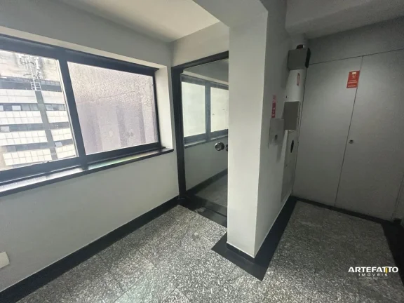 Imagem Sala Comercial com privacidade (andar semi exclusivo)- Próximo a ponte Estaiada