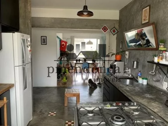 Imagem Apartamento charmoso na Vila Madalena em predinho dos anos 70, todo reformado.