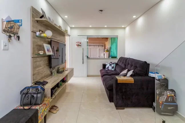 Imagem Casa com Ótima Localização 144 m² 2 Dormitorios e 4 Vagas de Garagens