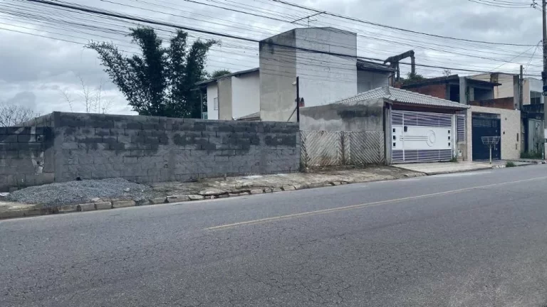 Imagem Terreno para alugar, 350 m² por R$ 2.500,00/mês - Jardim Quaresmeira - Suzano/SP