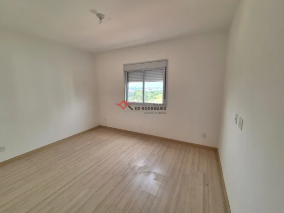 Imagem SOBRE O IMÓVEL:

Apartamento amplo, sala para 2 ambientes integrados com a sacada gourmet com churr...