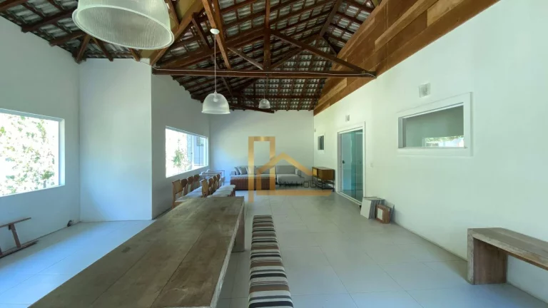 Imagem Casa com 4 suítes em condomínio no Quebra Frascos - Teresópolis-RJ