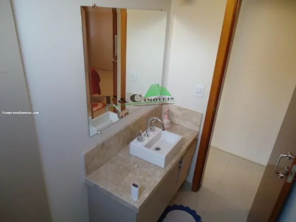 Imagem Casa para Venda em Limeira, Parque Residencial Aeroporto, 2 dormitórios, 1 suíte, 1 banheiro, 3 vagas