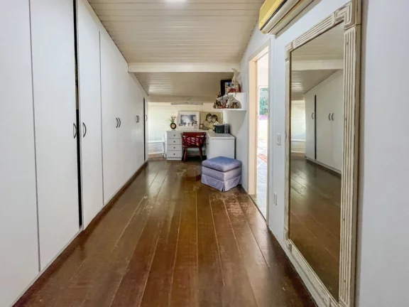 Imagem Casa de Luxo na Riviera de São Lourenço Módulo 20: 4 Quartos, 2 Suítes, 2 Salas e 4 Vagas de Garagem