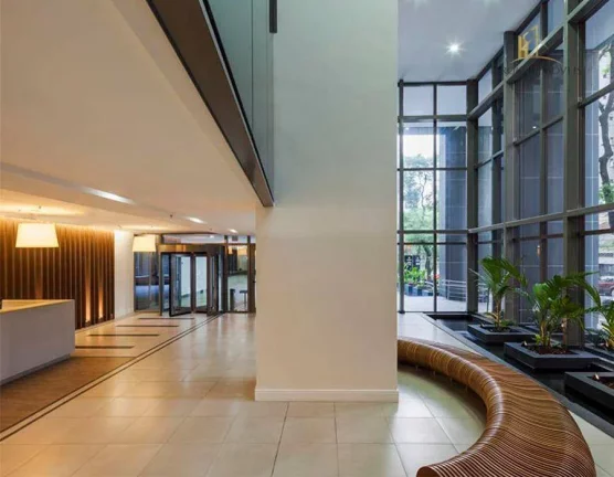 Imagem Excelente Sala à venda, 64 m² por R$ 717.000 - Batel - Curitiba/PR