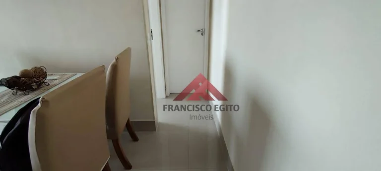 Imagem Apartamento com varanda sala quarto no centro todo montado e com porteira fechada,vaga de garagem na escritu