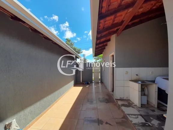 Imagem Linda Casa em Condomínio Fechado.!!