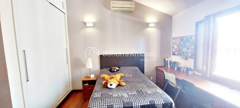 Imagem Casa Térrea a Venda, Linda, Charmosa e Aconchegante, Rica em Armários, Condomínio Fechado, Bairro...
