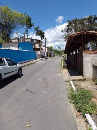Terreno comercial a venda na localidade de virgem santa Macaé RJ. 2000m2.