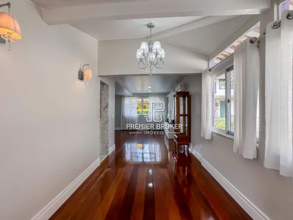 Imagem Casa à venda, 115 m² por R$ 850.000,00 - Albuquerque - Teresópolis/RJ