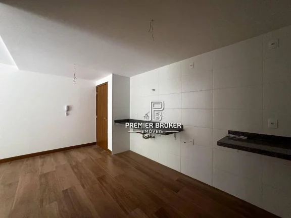 Imagem Apartamento com 3 dormitórios à venda, 92 m² por R$ 840.000,00 - Alto - Teresópolis/RJ