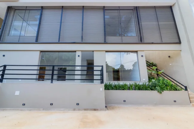 Imagem Casa Duplex Jardim Guedala - 450M², 5 Dorms, 5 Suítes, 4 Vagas, 1 Lavabo, Closet.